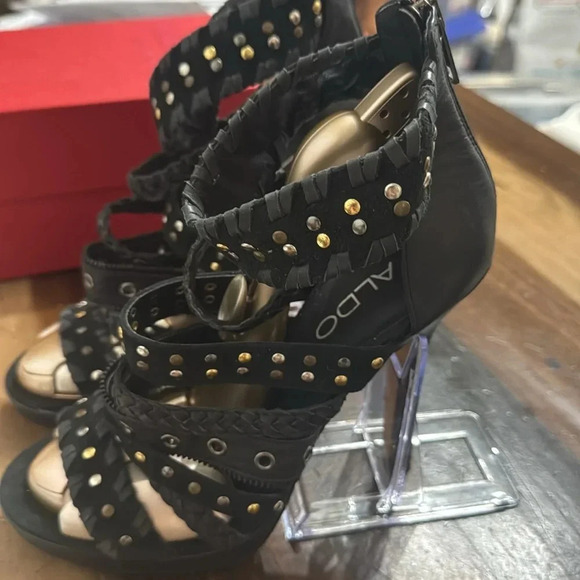 ALDO Glamour Black Gold studded strapy High Heels - Picture 9 of 10